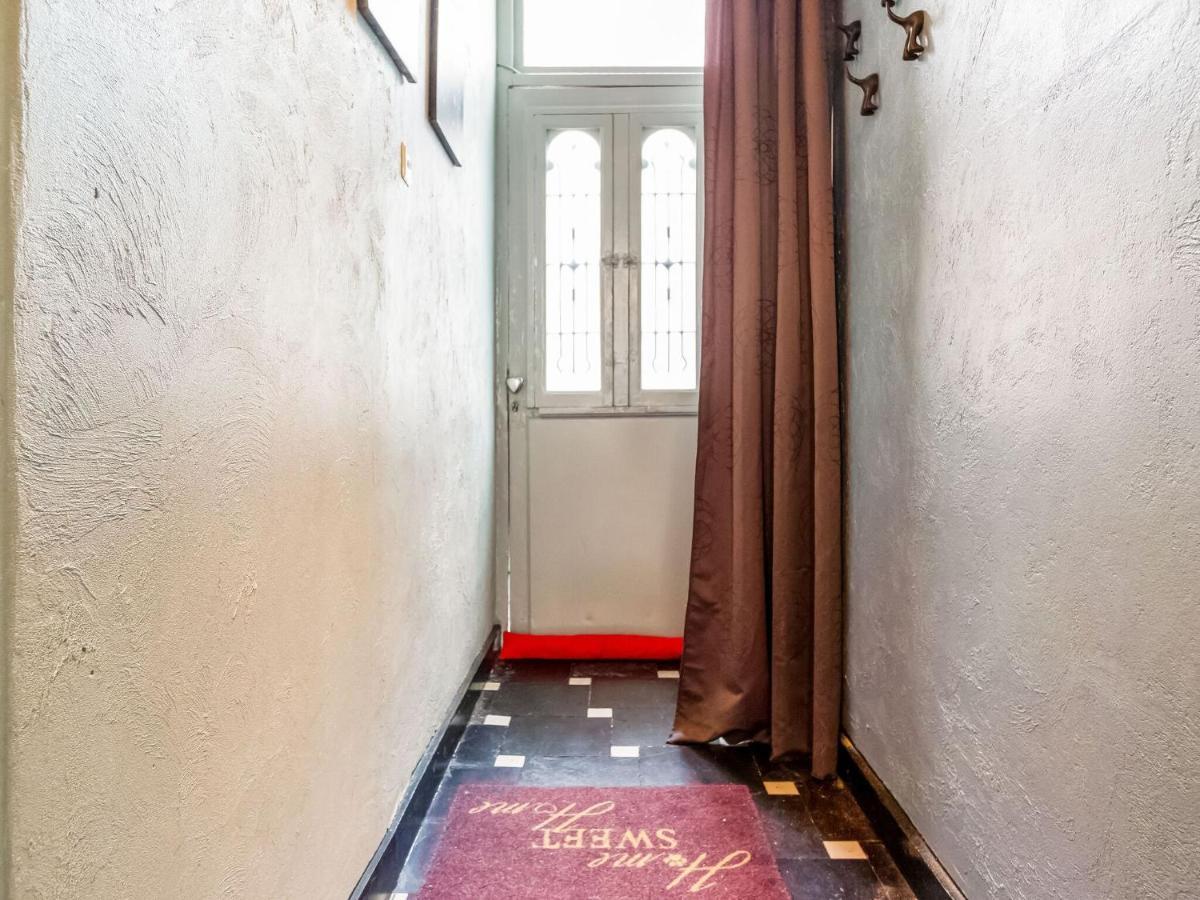 Town House With View Over The 3 Towers Of Brügge Exterior foto